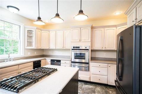 107 Mateer Dr, Monaca, PA 15061 photo 4