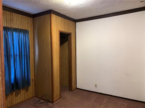 319 Jackson Ave, Vandergrift, PA 15690 photo 12