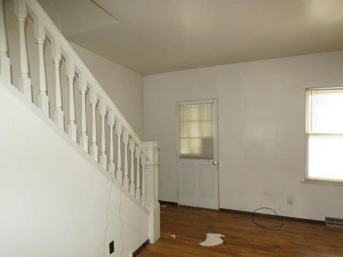 411 Walnut St, Vandergrift, PA 15690 photo 10