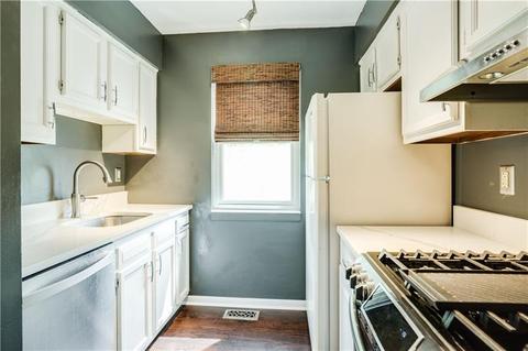 143 Forest Dr, Seven Fields, PA 16046 photo 9