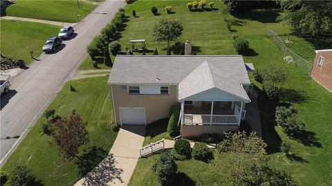 125 Clover Dr, Monaca, PA 15061 photo 2