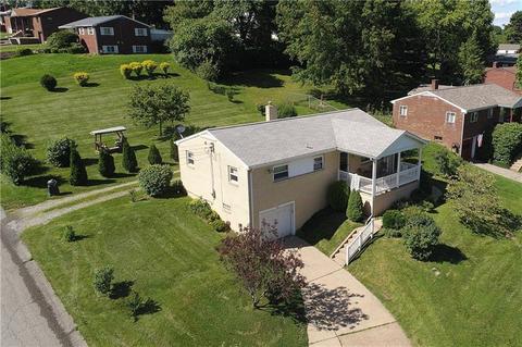 125 Clover Dr, Monaca, PA 15061 photo 3