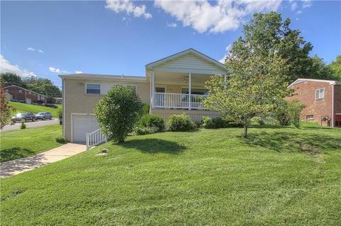 125 Clover Dr, Monaca, PA 15061 photo 4