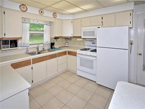 564 Old Jacks Run Rd, Irwin, PA 15642 photo 9