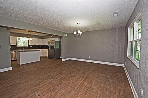 108 Spring Dr, Apollo, PA 15613 photo 4
