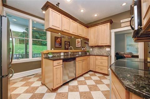 2650 Murray Ave, Allison Park, PA 15101 photo 5