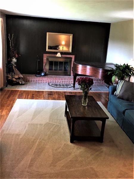 383 Lively Rd, Eighty Four, PA 15330 photo 9