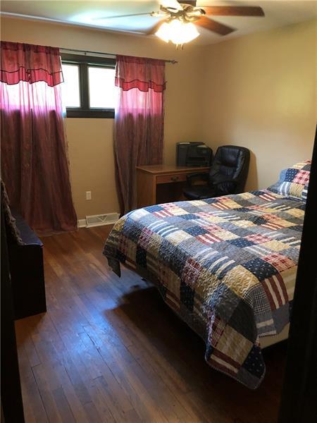 383 Lively Rd, Eighty Four, PA 15330 photo 6