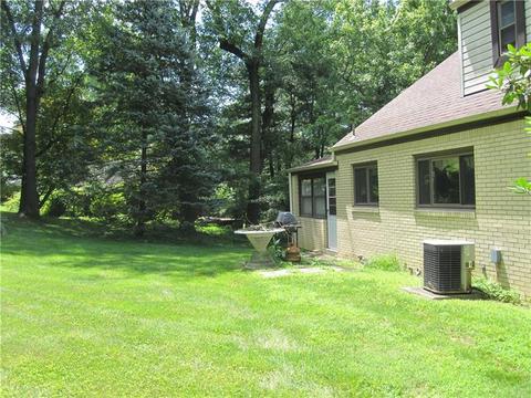 344 Brookside Blvd, Pittsburgh, PA 15241 photo 18