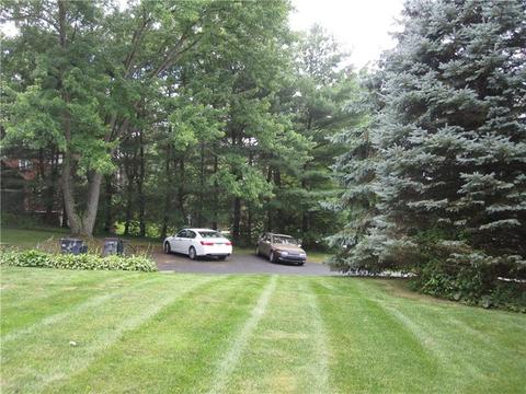 344 Brookside Blvd, Pittsburgh, PA 15241 photo 2