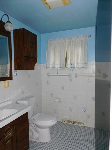 968 Chapel Rd, Monaca, PA 15061 photo 17