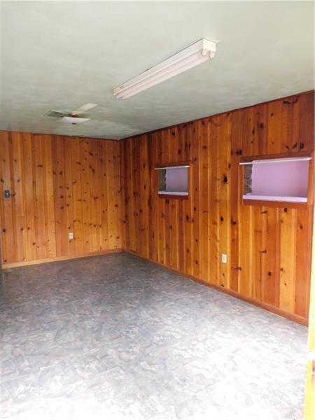 968 Chapel Rd, Monaca, PA 15061 photo 10