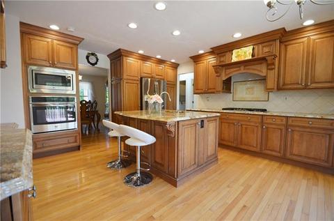 701 Reston Ct, Seven Fields, PA 16046 photo 6