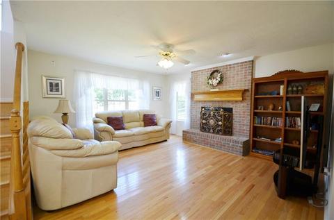 701 Reston Ct, Seven Fields, PA 16046 photo 10