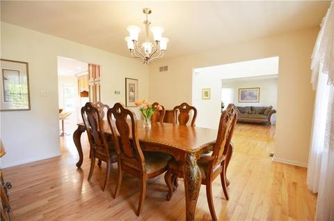 701 Reston Ct, Seven Fields, PA 16046 photo 5