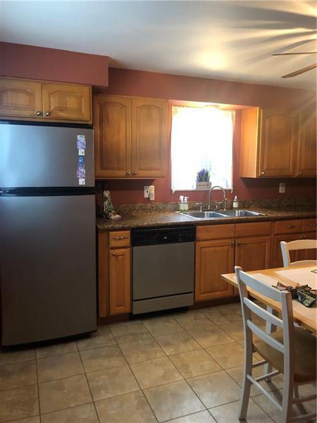 149 Eileen Dr, Brentwood, PA 15227 photo 9