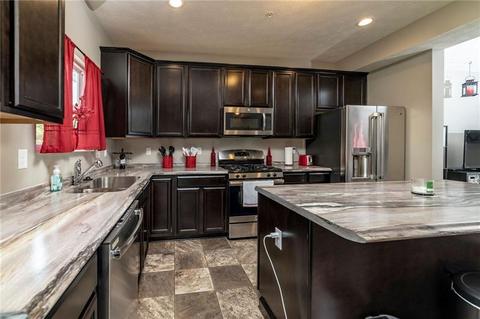 6415 Lindsey Ln, Export, PA 15632 photo 2