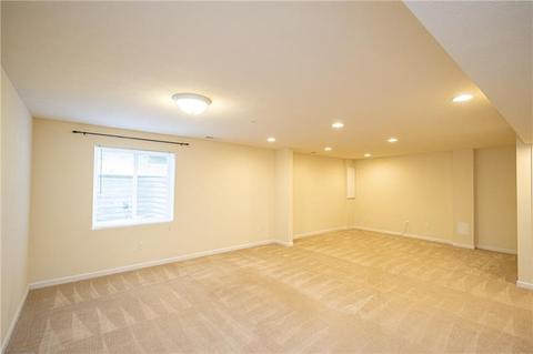 265 Broadstone Dr, Mars, PA 16046 photo 19