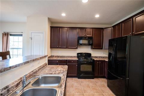 265 Broadstone Dr, Mars, PA 16046 photo 2