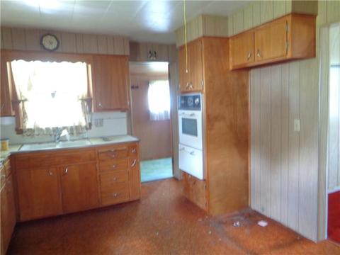 22 Herriman St, Commodore, PA 15729 photo 11