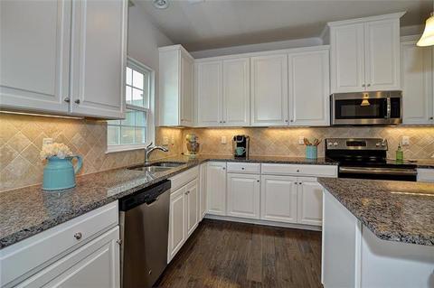 2003 Pointe View Dr, Mars, PA 16046 photo 8