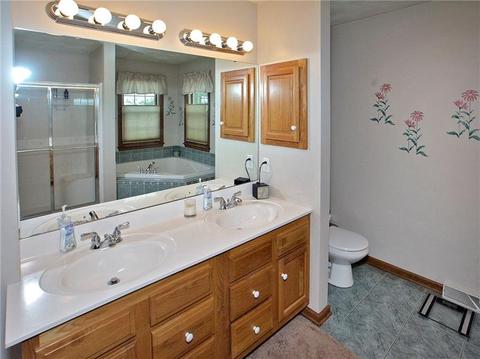 204 Frank Ct, Irwin, PA 15642 photo 12