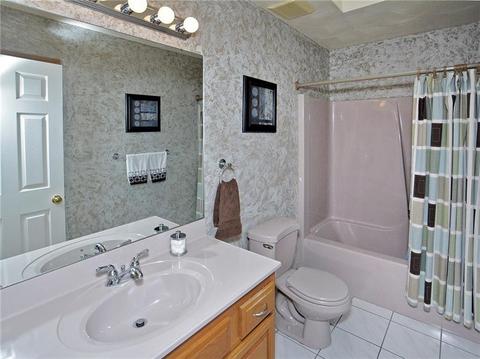 204 Frank Ct, Irwin, PA 15642 photo 16