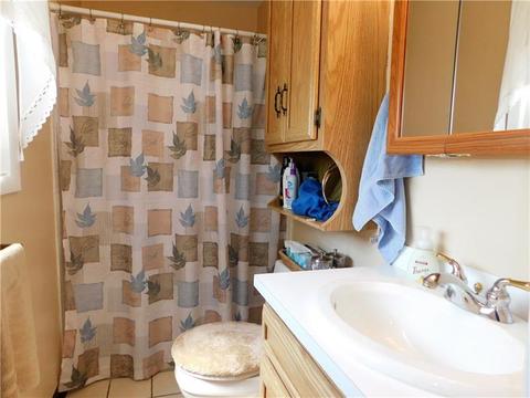 143 Windsor Dr, Irwin, PA 15642 photo 23