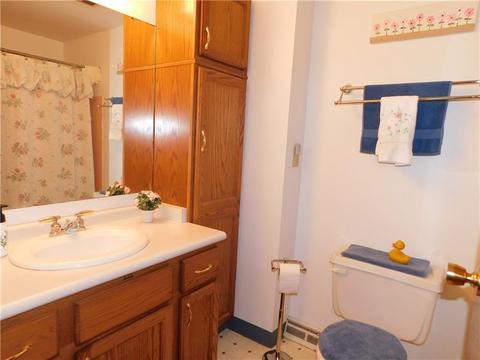 143 Windsor Dr, Irwin, PA 15642 photo 21