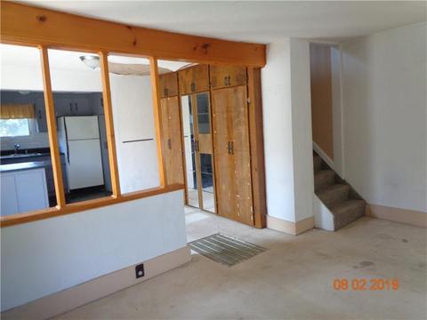 113 Oregon, Vandergrift, PA 15690 photo 6