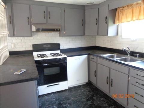 113 Oregon, Vandergrift, PA 15690 photo 9