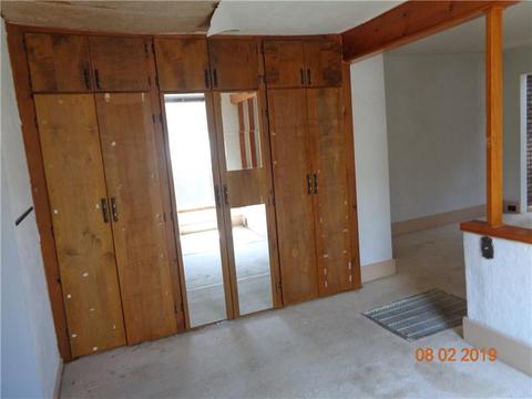 113 Oregon, Vandergrift, PA 15690 photo 8