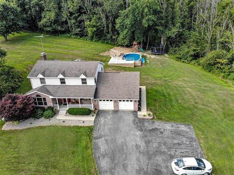 425 Old Post Rd, Prosperity, PA 15329 photo 3