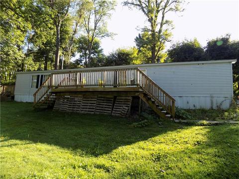555 Maple Summit Rd, Mill Run, PA 15464 photo 2