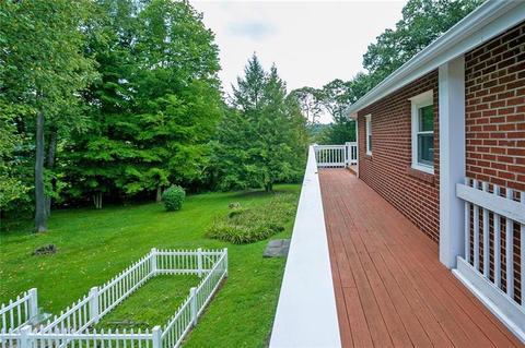 2757 Roselyn Dr, Export, PA 15632 photo 19