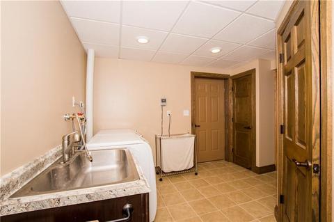 92 Azzo Rd, Eighty Four, PA 15330 photo 22