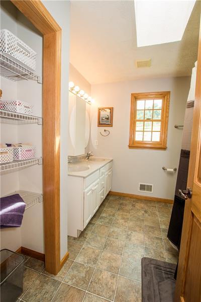 92 Azzo Rd, Eighty Four, PA 15330 photo 17