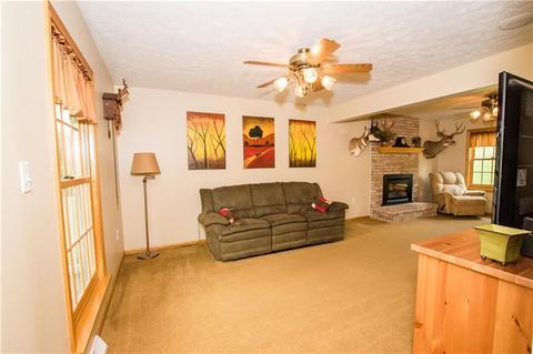 92 Azzo Rd, Eighty Four, PA 15330 photo 9