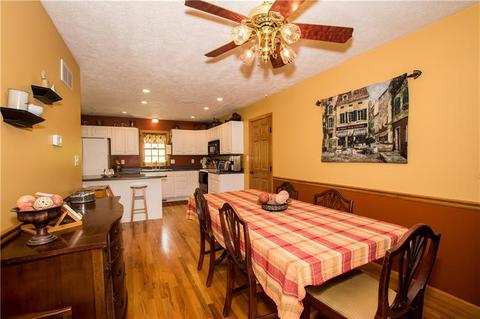 92 Azzo Rd, Eighty Four, PA 15330 photo 3