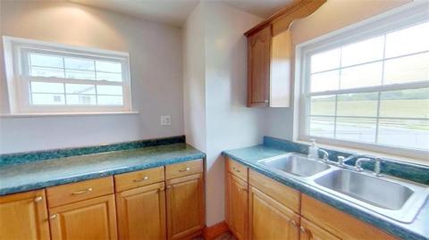 253 Latimer Ave, North Strabane, PA 15363 photo 4