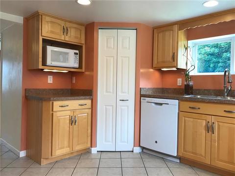 2037 Paintertown Rd, Irwin, PA 15642 photo 7