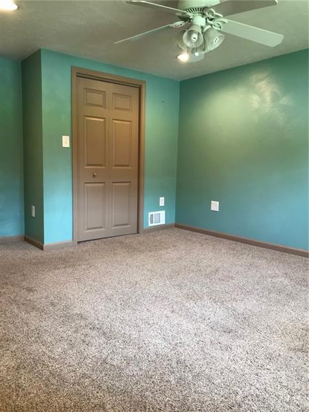 2037 Paintertown Rd, Irwin, PA 15642 photo 11
