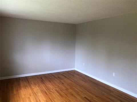 914 Apple St, Latrobe, PA 15650 photo 8
