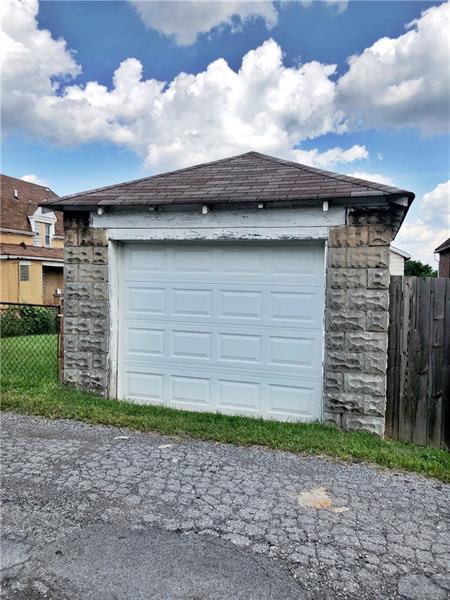 1428 Wolfe Ave, Braddock, PA 15104 photo 16