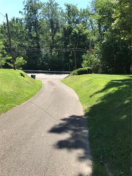 729 Old State Rd, Apollo, PA 15613 photo 7