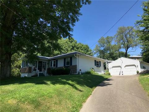 729 Old State Rd, Apollo, PA 15613 photo 4