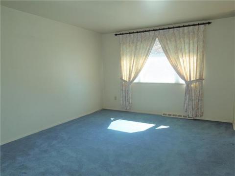 116 Eastern Dr, Lower Burrell, PA 15068 photo 2