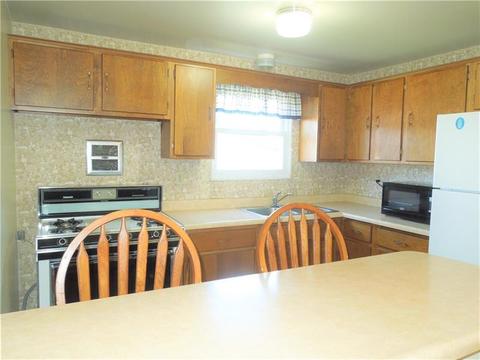 116 Eastern Dr, Lower Burrell, PA 15068 photo 5