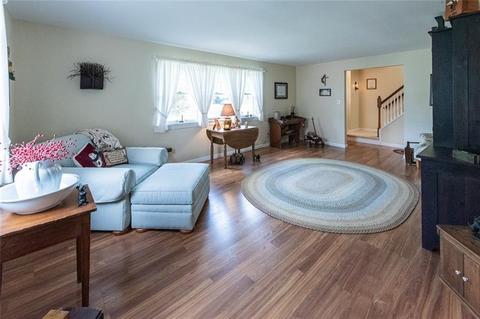 5805 Torrance Dr, Export, PA 15632 photo 8