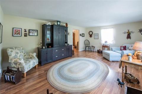 5805 Torrance Dr, Export, PA 15632 photo 9